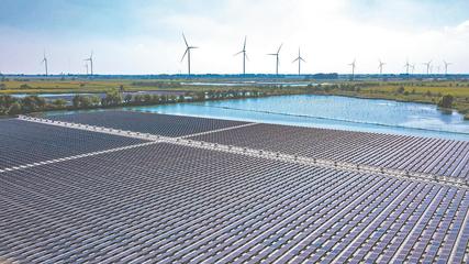 沉陷區(qū)煥發(fā)新生 新能源開發(fā)引領(lǐng)綠色轉(zhuǎn)型之路